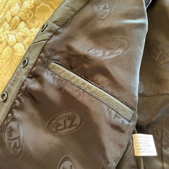 Women’s Black Leather Motorcycle Vest XL - Picture 7 of 9